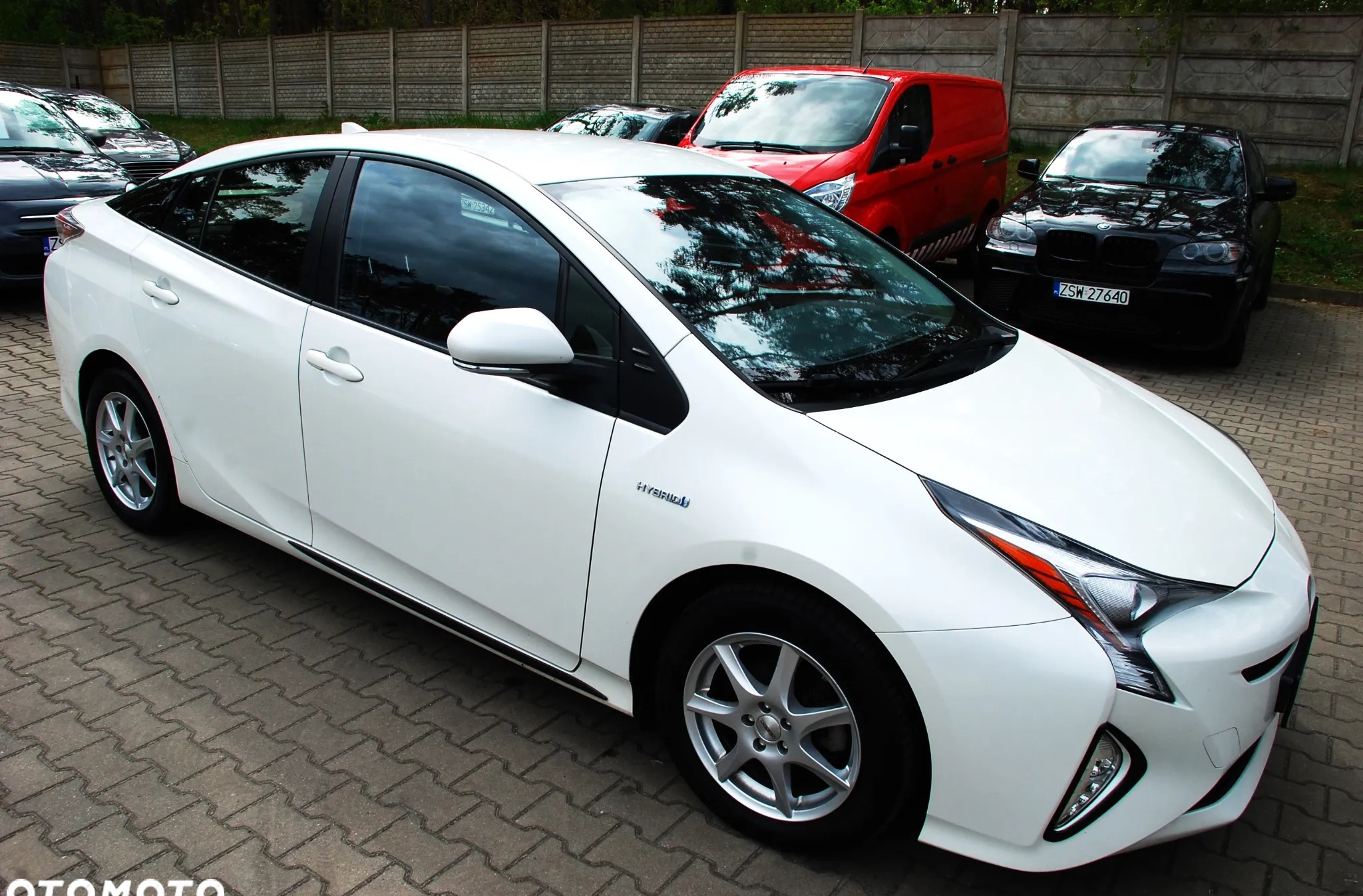 Toyota Prius cena 69820 przebieg: 153000, rok produkcji 2017 z Gołańcz małe 326